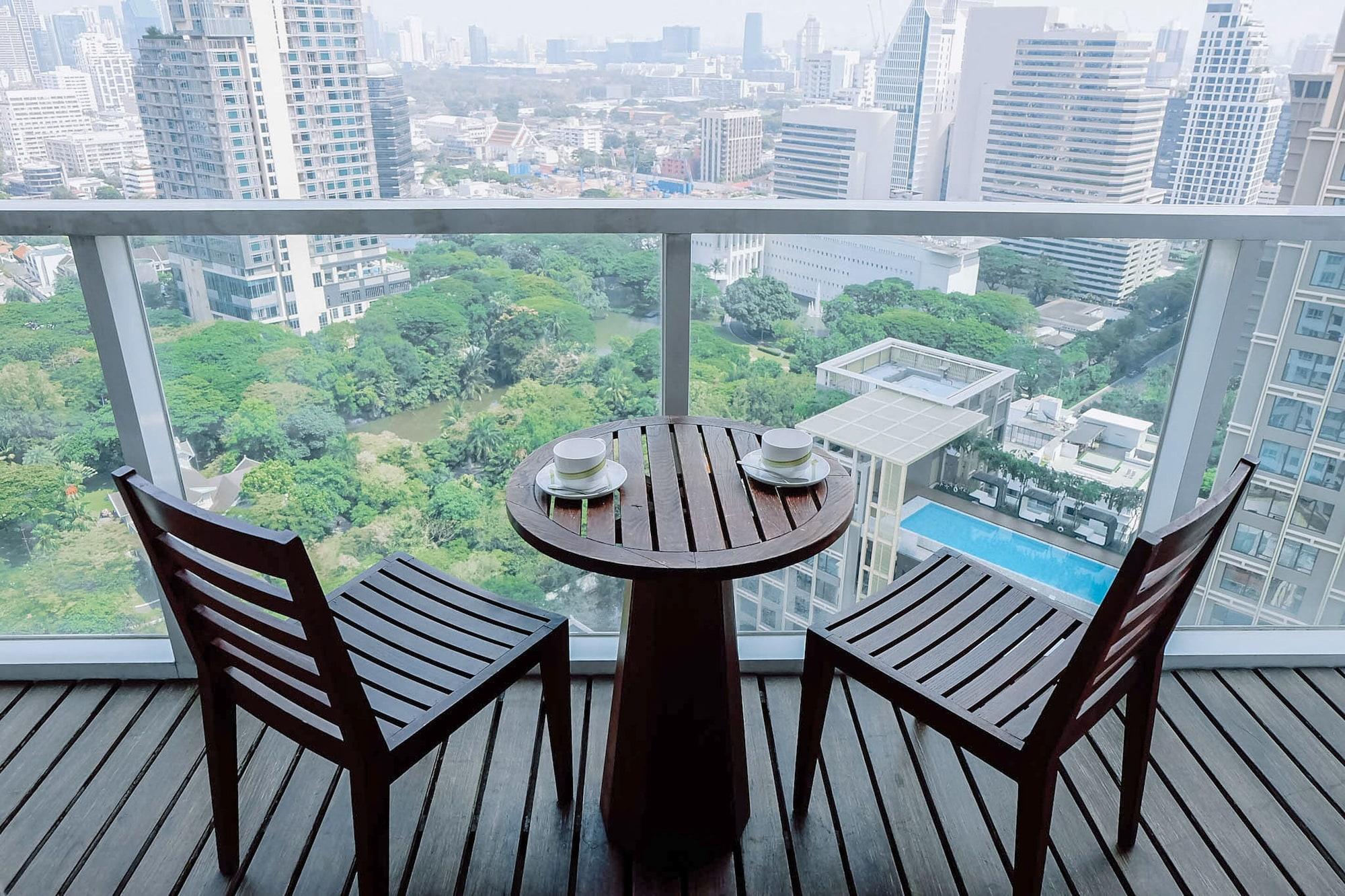 Urbana Langsuan Hotel Bangkok Exterior foto